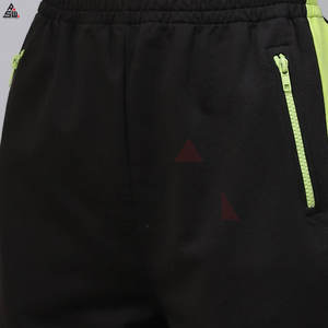 Survêtements décontractés pour femmes à capuche, style hiver, 100% coton, couleurs personnalisables, logo personnalisable, respirant, haute qualité, fabrication au Pakistan - Product Image 2