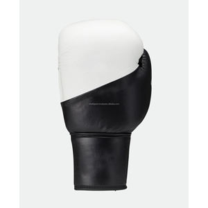 Guantes de Boxeo Personalizados con Etiqueta Privada, de Cuero Genuino, Transpirables, para Entrenamiento, con Agarre Completo en los Dedos, Diseño Ajustable con Cierre de Gancho y Bucle - Product Image 4