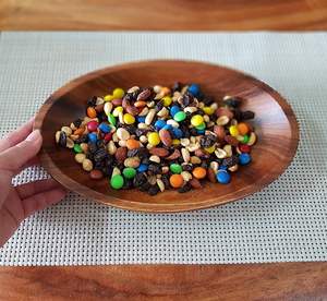 Plato ovalado de madera de acacia para servir pan de frutas y alimentos Uso versátil como elevador de masa y joyería o captura de monedas - Product Image 5