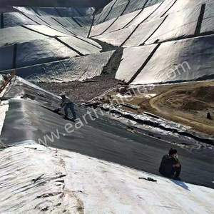 Geomembrana de HDPE Negra de Primera Calidad, Impermeable, con Excelente Durabilidad y Garantía de Fábrica - Product Image 2