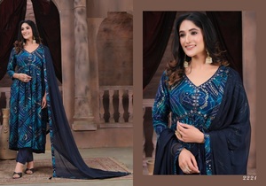 Kurti de style vintage imprimé rayonne fantaisie avec pantalon Nazneen lourd avec dentelle à quatre côtés pour la fête - Product Image 3