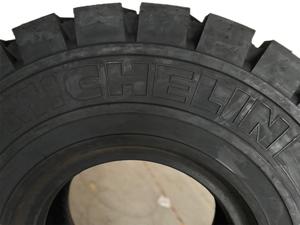 Neumáticos de puerto de alto estándar Radical OTR 14.00R24 Neumáticos para montacargas pesados, grúas, apiladores, equipos de contenedores - Product Image 3