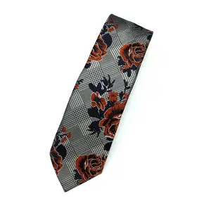 Cravatta da uomo realizzata in poliestere Micro tessuto dal Design elegante alla moda dal grossista più quotato |