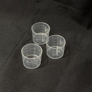 Tasse à mesurer de forme cylindrique, fond plat, large ouverture de 32 mm, transparente, durable, résistante à la chaleur, facile à lire, en plastique APS PP - Product Image 1