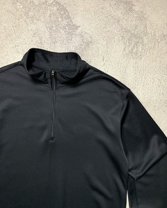 เสื้อแขนยาวซิปสี่ส่วนผู้ชาย คุณภาพสูง น้ำหนักเบา แห้งเร็ว สีพื้น แบบเรียบง่าย ขายส่ง - Product Image 3