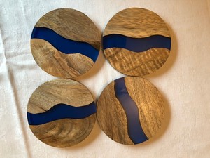 Posavasos de madera redondos hechos a mano | Grano natural con acabado suave | Gran artículo de regalo para clientes y minoristas posavasos de piedra - Product Image 4