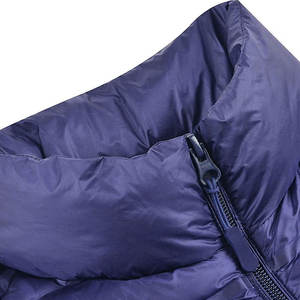 Veste matelassée pour homme chaude et confortable, idéale pour les sorties décontractées et les superpositions pendant les saisons d'automne ou d'hiver - Product Image 6