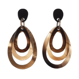 Boucles d'oreilles chandelier en corne de boeuf 100% naturelles et écologiques pour femmes et filles - Product Image 1