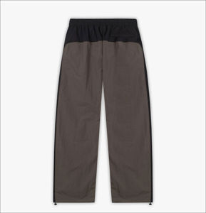 Chándal de nailon de alta calidad para hombre 2025, recién llegado, conjunto cortavientos ligero, combinación de colores a la moda para correr - Product Image 2