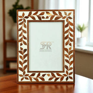 Cadre photo artisanal en résine incrustée, motif feuille de cama d'Alhambra, design rustique unique fait main, moderne et personnalisable pour la maison - Product Image 1