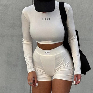 Jersey de mujer con logotipo personalizado, chándal de gimnasio, conjunto de salón, sudadera con media cremallera y pantalón corto, conjunto de dos piezas - Product Image 2