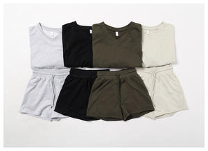 Vente en gros Sweatshirts en coton mélangé personnalisés pour femmes Pull à manches longues et haut court pour la vie active Vêtements d'hiver - Product Image 6