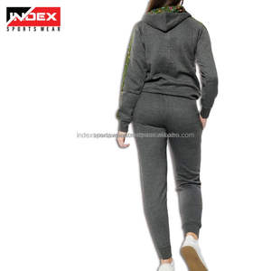 Ensemble athlétique deux pièces de haute qualité, vêtements de sport, fabricant OEM, tenue de gym et de course - Product Image 4