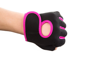 Guantes de entrenamiento de neopreno de medio dedo con logotipo personalizado, guantes de cuero ajustables para hombre y mujer, guantes de gimnasio para levantamiento de pesas - Product Image 4