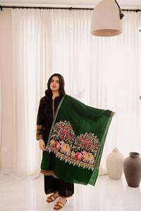 Chal Tradicional Cachemirí de Terciopelo de Poliéster Sólido con Bordado y Borlas, Transpirable, Moda de Invierno para Mujer - Product Image 4