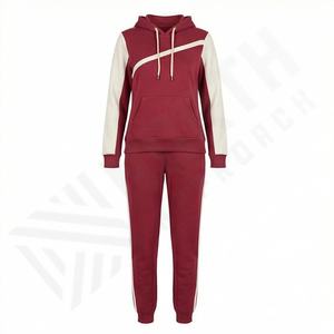 Nouvel ensemble de survêtement décontracté en velours 100 % coton pour femme, avec logo personnalisé, collection hiver 2025 – Haut court et pantalon de jogging élégants - Product Image 1