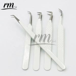 Pince à épiler pour cils en acier inoxydable, avec Logo personnalisé, produit de luxe blanc avec couleur argent, bon marché, vente en gros - Product Image 1