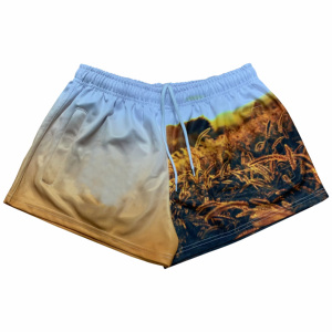 Pantalones cortos de fútbol de rugby de poliéster con diseño personalizado y transpirable de alta calidad con bolsillo con cremallera e impresión por sublimación - Product Image 1