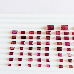 Pierres précieuses taillées émeraude en tourmaline rose certifiées IGI traitées thermiquement - Product Image 1