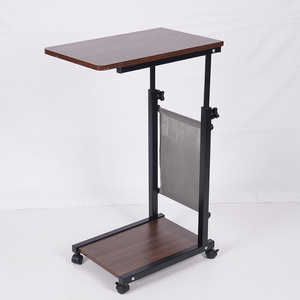 Mesa Auxiliar Móvil Ajustable en Altura para Computadora, Resistente, de MDF, con Ruedas y Bolsa de Tela para el Lateral del Sofá - Product Image 1