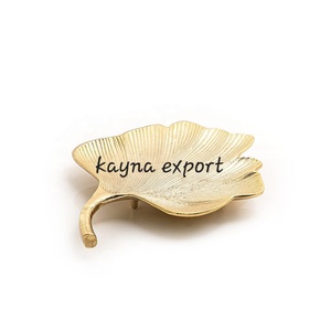 ถาดรองชามโลหะเคลือบทองหรูหราถาดใส่ของตกแต่งรูปวงรีดีไซน์ใบไม้ทำด้วยมือเป็นมิตรกับสิ่งแวดล้อมสำหรับงานปาร์ตี้ของตกแต่งบ้านใหม่ - Product Image 3