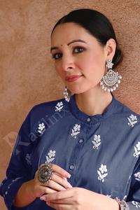 ชุดเสื้อผ้าพื้นเมืองเรยอนสไตล์ใหม่แขนยาวเต็มตัวปักลายมั่นใจได้คุณภาพเสื้อผ้าปากีสถานอินเดียสุดพิเศษ - Product Image 3