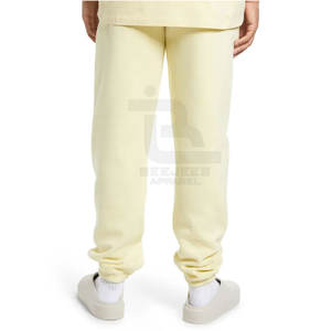 Pantalones Deportivos Personalizados para Hombre a Precio de Mayoreo, con Tela de Lona Transpirable y de Secado Rápido, Cierre con Cordón y Bolsillos Laterales - Product Image 3