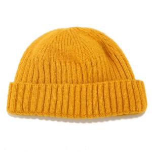 Fabricants de bonnets imprimés en tricot avec logo personnalisé Chapeau d'hiver à revers avec broderie imprimée partout - Product Image 3