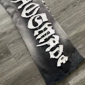 Pantalon de survêtement décontracté pour homme, taille mi-haute, coupe droite, léger, avec broderie effet usé, tendance, vente en gros pour les professionnels - Product Image 2