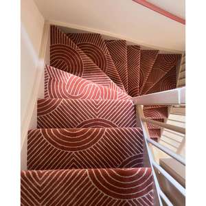 Tapis d'escalier vintage faits à la main par le designer Tapis d'escalier en laine tissé plat moderne et écologique pour la décoration intérieure Tapis d'ITHL - Product Image 1