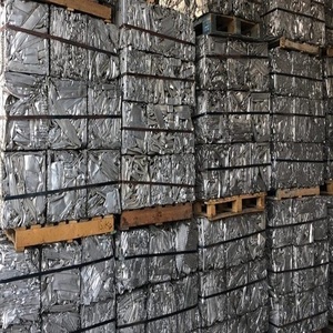 Chatarra de aluminio al por mayor en stock - Plata Blanca 99% de contenido de Al, precio bajo, chatarra de aluminio premium para solución de reciclaje industrial - Product Image 2