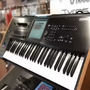 H&S - Teclado Portátil USB Korg Kronos 2 Krome de 61/73/88 Teclas, Más Vendido, Garantía de 3 Años, OFERTA LIMITADA - Product Image 1