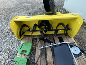 รถตัดหญ้ามือสอง John Deere X390 ราคาประหยัด สำหรับใช้ในบ้าน - Product Image 6