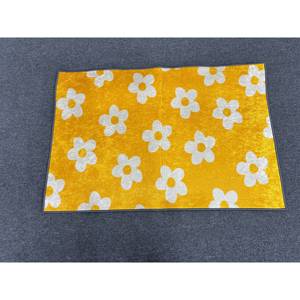 Alfombra Daisy con Estampado Floral: Decoración de Pared Delgada Moderna en Amarillo, con Pelo Suave - Product Image 1