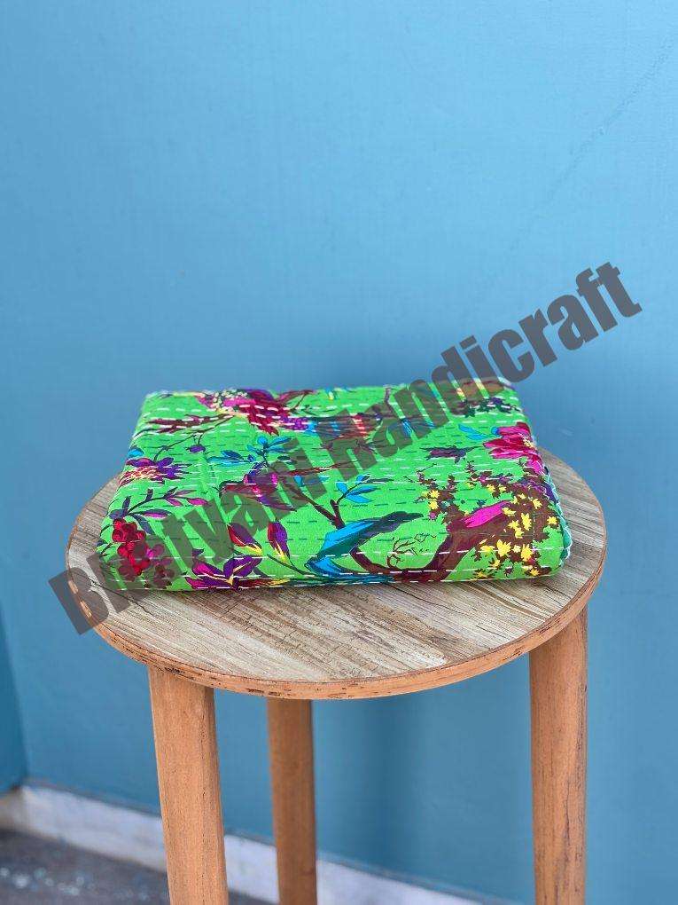 สีเขียว