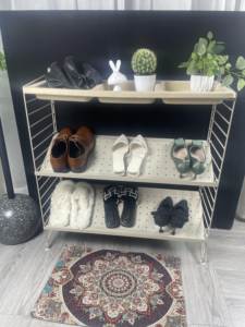 Porte-chaussures en métal multicouche en gros Crochets solides Étagères à cordes suspendues au sol pour l'organisation de garde-manger de placard de stockage de poussière à la maison - Product Image 2