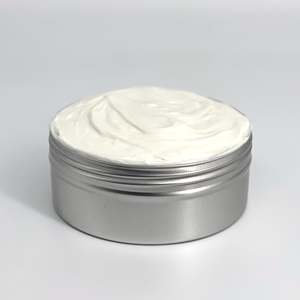Beau Beurre Corporel Hydratant Foncé et Nourrissant au Beurre de Karité, Vitamine C et Acide Hyaluronique pour la Peau – Fourniture OEM - Product Image 2