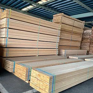 Nous sommes l'un des plus grands fournisseurs de bois de bois à la fois scié et bois de bûches disponible à vendre
