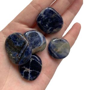 Pierre palmier plat sodalite palmier plat cristal pierre précieuse pierre naturelle plat forme ovale pierre de poche Protection grossiste - Product Image 2