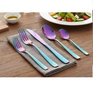 Couverts colorés personnalisés comprenant des fourchettes, des couteaux, des cuillères à soupe et des cuillères à café en acier inoxydable, au prix le plus bas. - Product Image 1