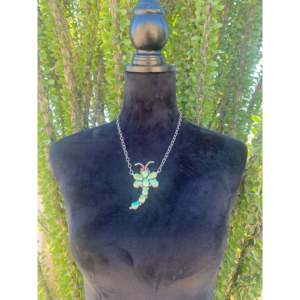 Collier libellule religieux en argent sterling avec turquoise, corail et or Sonoran, motif insecte, perle et diamant, par Andrew James – Cadeau - Product Image 2