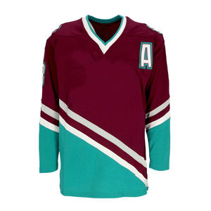 Maillot de hockey sur glace personnalisé de qualité supérieure, sublimation, évacuation de l'humidité, respirant, vêtements d'équipe de hockey avec logo - Product Image 4