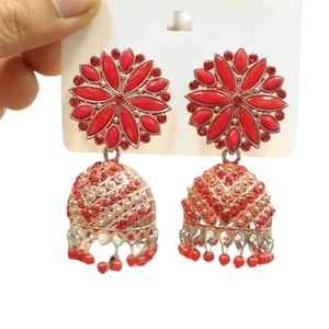 ชุดต่างหูปักลายหินเพทายสำหรับผู้หญิงดีไซน์แบบดั้งเดิมสำหรับงานแต่งงานและงานปาร์ตี้ของผู้หญิงชาวปากีสถานและอินเดีย - Product Image 4