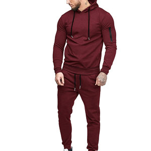 Vente en gros Survêtement léger en coton et polyester Ensemble pantalon de sport à capuche et de jogging pour hommes - Product Image 1