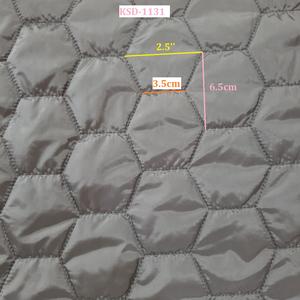 KSD 1338 Machine à courtepointe pour 2-5 couches de haute qualité 100% polyester motif brodé respectueux de l'environnement pour la maison d'hôtel - Product Image 3