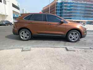 SUV Usado 2024 Edge Titanium V6 con Asientos de Cuero, Control de Crucero Adaptativo, Tracción en las Cuatro Ruedas, Emisión Euro 6, Modelo Aspire - Product Image 4