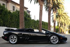 Lamborghini Diablo VT Roadster 1999, Motor 5.7L V12, Transmisión Manual (5 Velocidades) 4WD/AWD - Product Image 2
