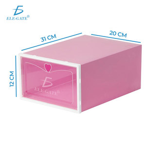Set Moderno di 6 Organizzatori per Scarpe Impilabili in Plastica, Scatole Pieghevoli per Armadio e Organizzazione Domestica - Product Image 3