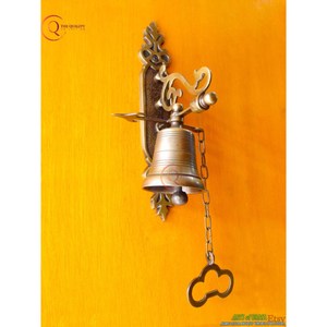 Cloches murales de Noël faites à la main classiques cloches en métal vintage uniques pour les fêtes de fête dans les hôtels et les centres de villégiature en vente chaude - Product Image 2