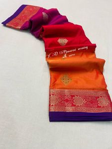 Banarasi <b>Saree</b> With Silk Blouse Piece - Product Image 4